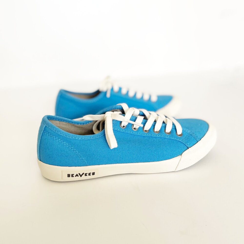 SeaVees Womens Monterey Sneaker in French Blue Canvas